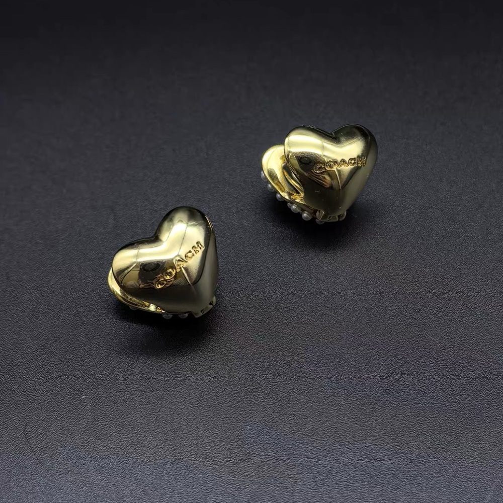 Coach Gold and Pearl Cluster Earrings - Picture 3 of 9
